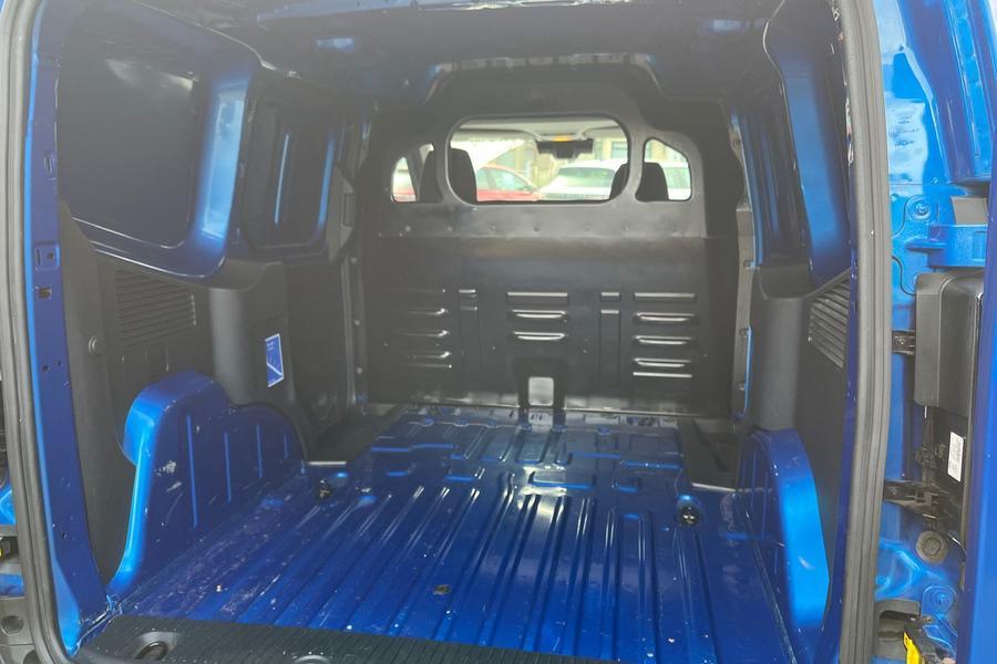 Ford TRANSIT COURIER Photo autoimg-35ce7161ae2edc342e5185b1d71fb6e0f1ed4080.jpg