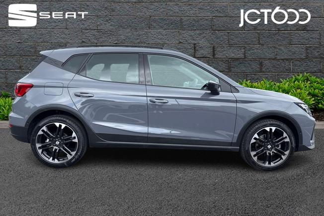 SEAT Arona Photo 4