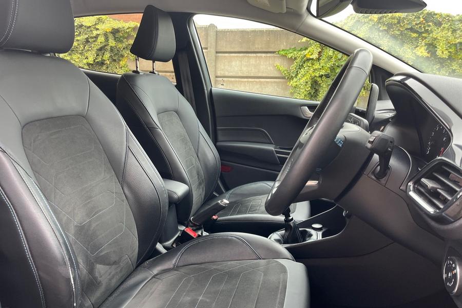 Ford FIESTA Photo autoimg-35d336578e57f009ae6a5fa2f2b38ca8728b6ce5.jpg
