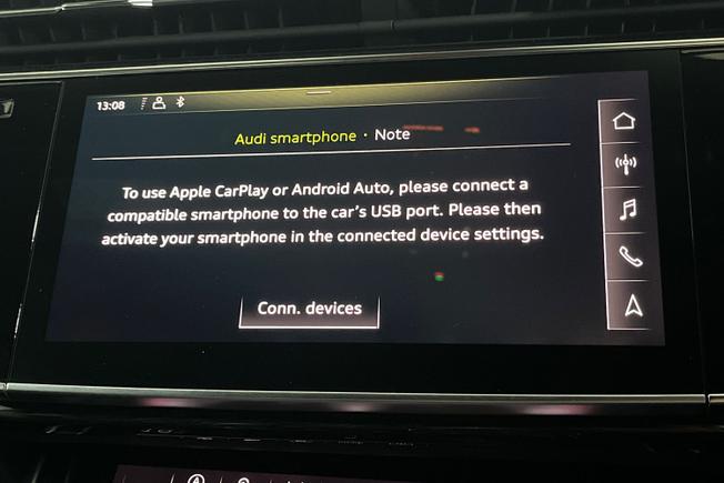 AUDI Q8 Photo 22