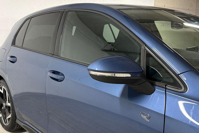 VOLKSWAGEN Golf Photo 20