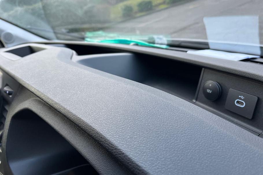 Used Ford E-TRANSIT YL25ODC 26