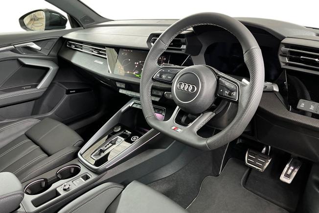 AUDI A3 Photo 6