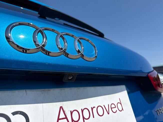 AUDI Q3 Photo 23