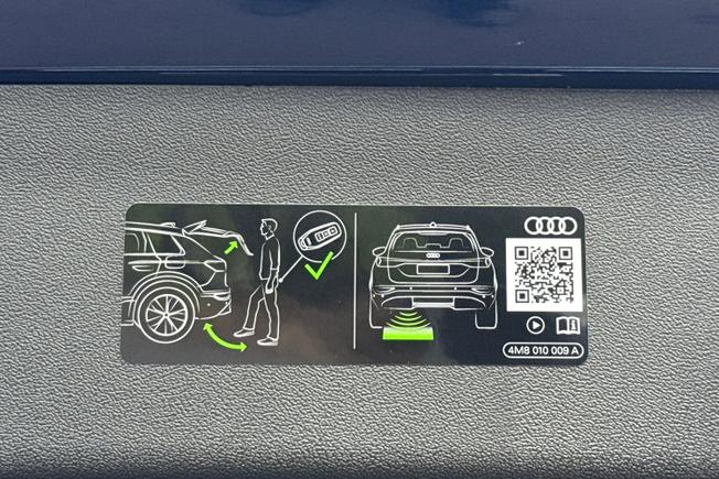 AUDI Q3 Photo 29