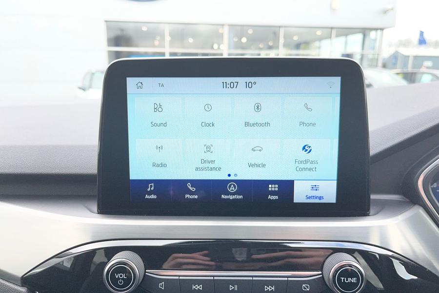 Ford KUGA Photo autoimg-35e332e3ced61359bafc99ff32529e39c80e893e.jpg