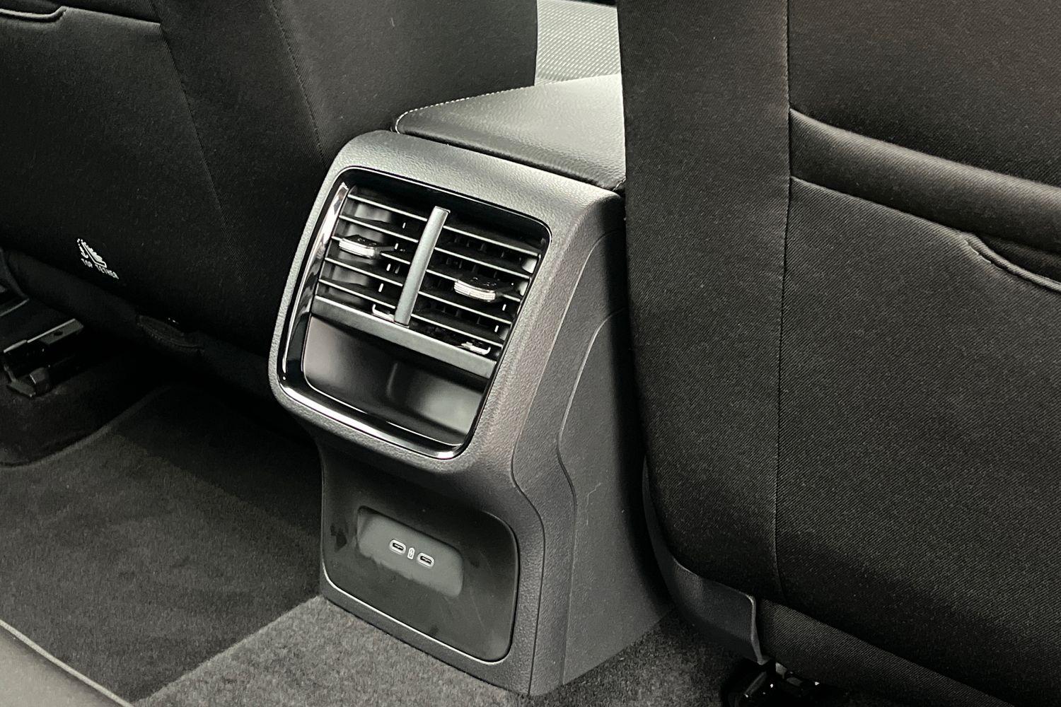 Skoda OCTAVIA Photo 36