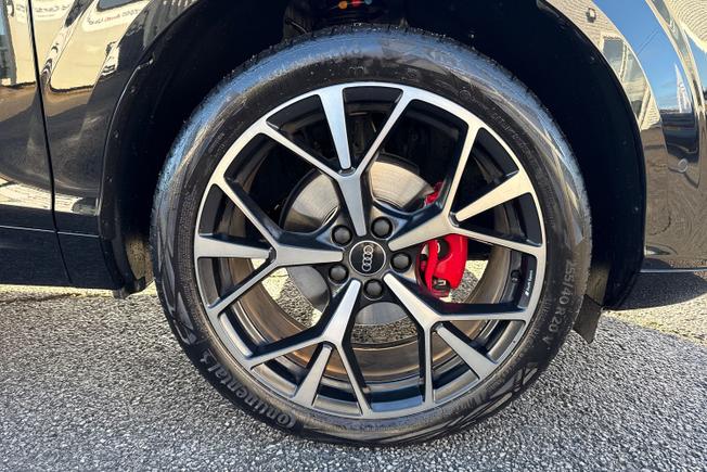 AUDI Q3 Photo 32