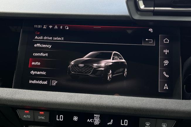 AUDI S3 Photo 30