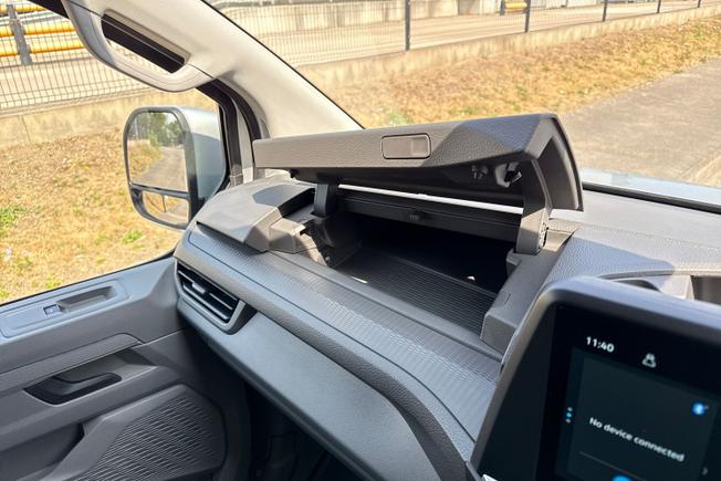 VOLKSWAGEN E-Transporter Photo 47