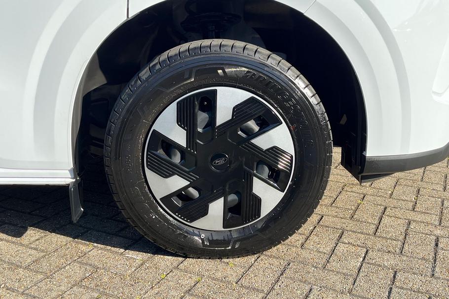 Used Ford E-TRANSIT CUSTOM HV75OYN 14