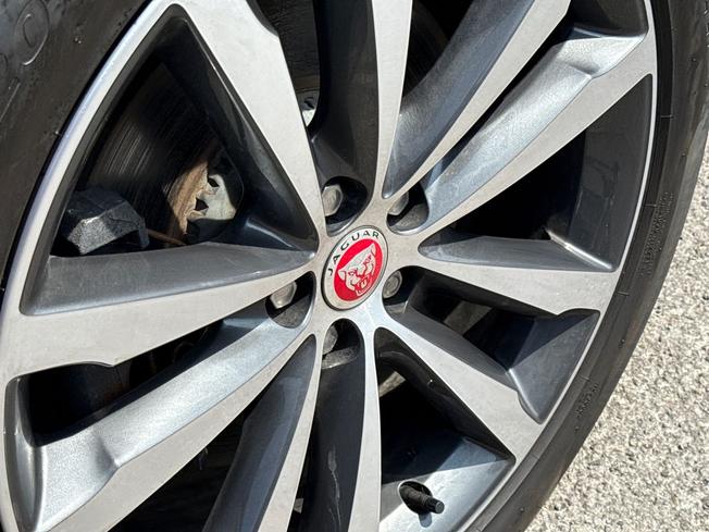 JAGUAR F-Pace Photo 25