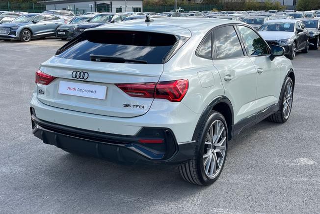 Audi Q3 Photo 25