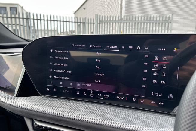 AUDI Sq5 Photo 13