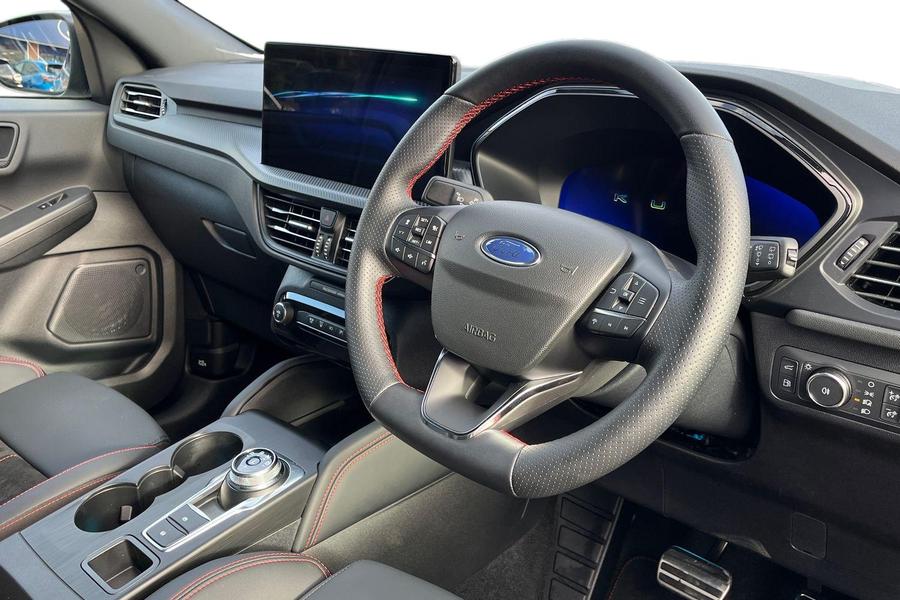 Ford KUGA Photo autoimg-36085157ab9e7a0b438a315cbddfe7456606f94f.jpg