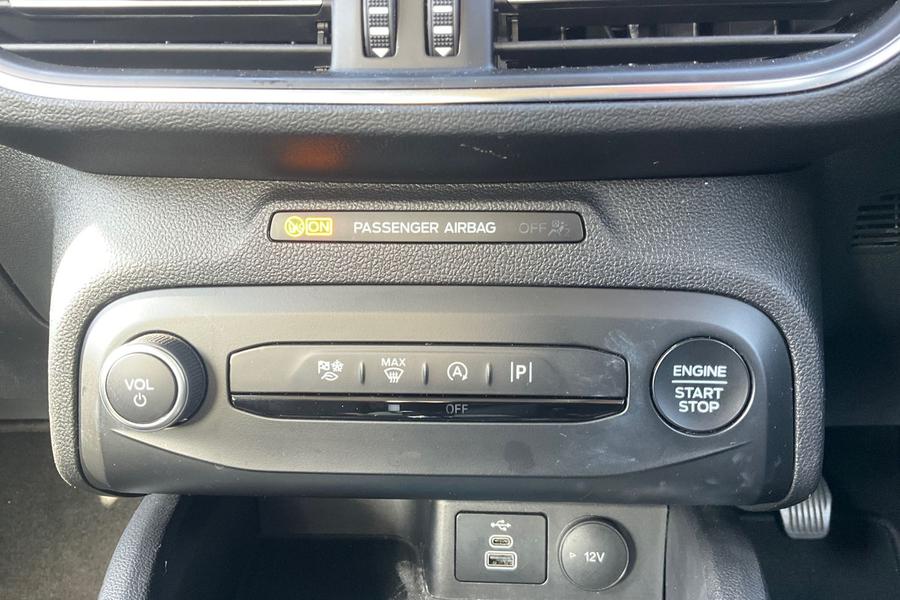 Ford Focus Photo autoimg-3608b99e9ad30e3669f5e77884d9dddc00201b56.jpg