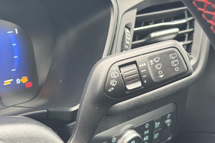 Ford KUGA Photo autoimg-360afa1ef8d519c5a7d35a5989416badc346e206.jpg