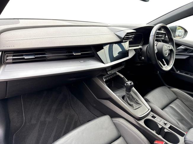 AUDI A3 Photo 2