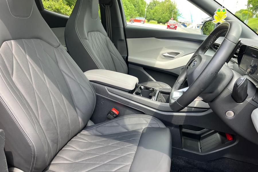 Ford Explorer Photo autoimg-360fb4b4082b60af8257d4815e57fd5cbdb344a6.jpg