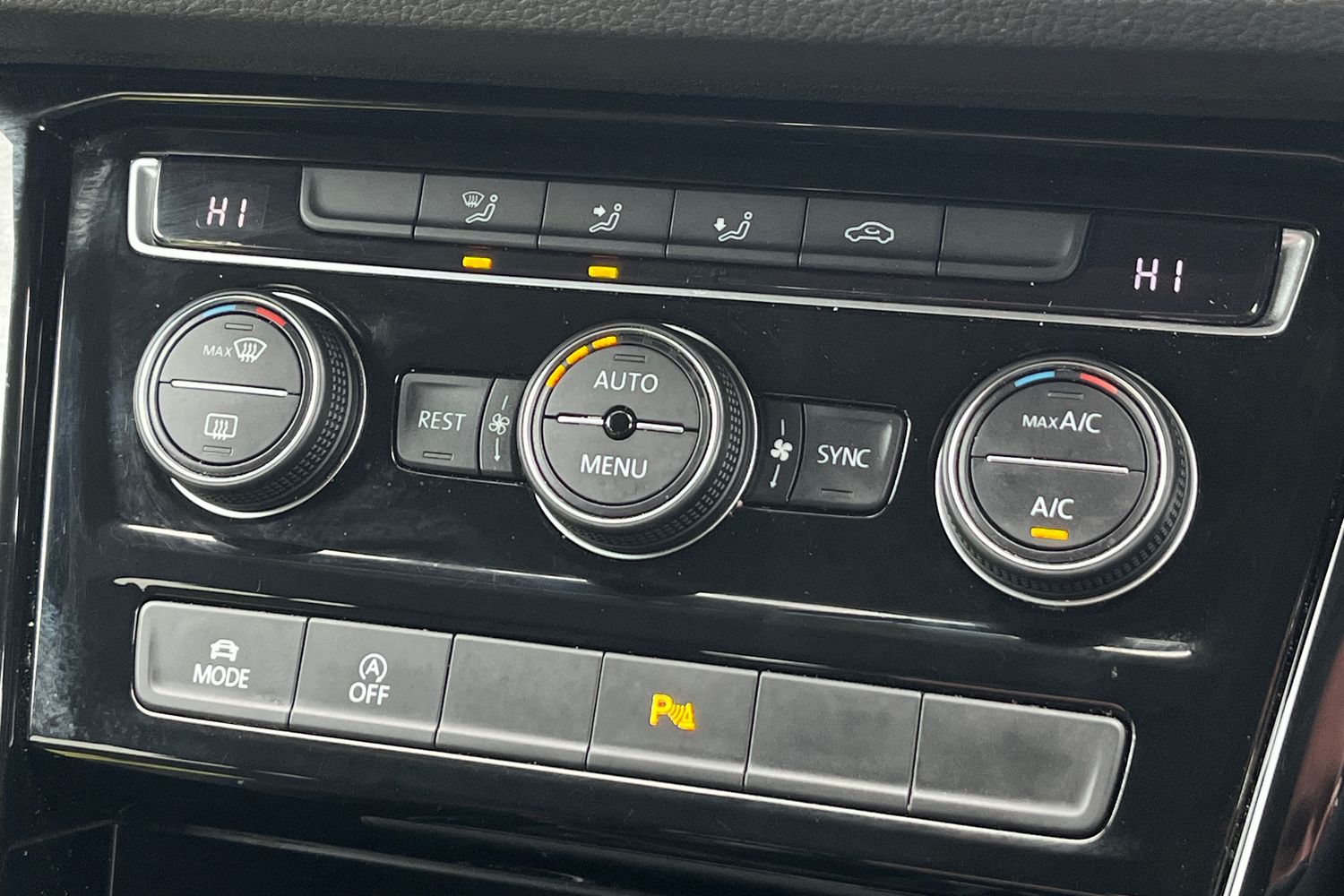 Volkswagen TOURAN Photo 33
