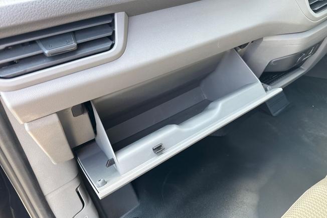 VOLKSWAGEN Transporter Photo 47