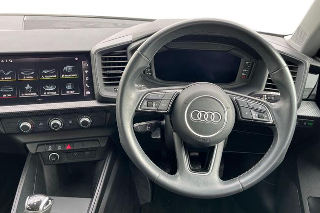 AUDI A1 Photo 11