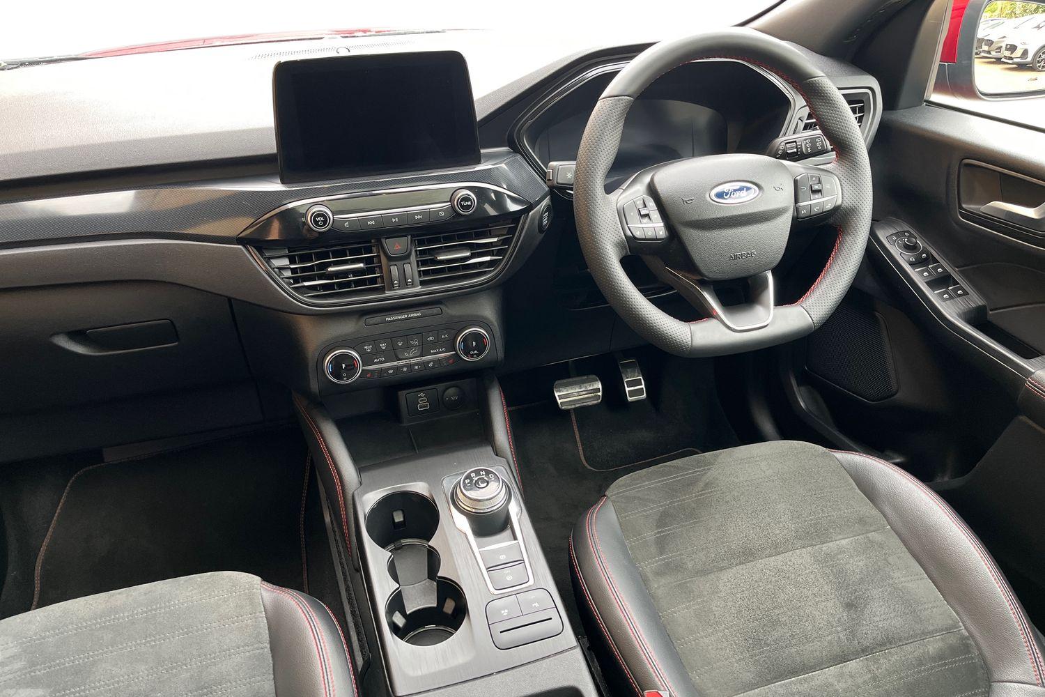 Ford KUGA Photo 10