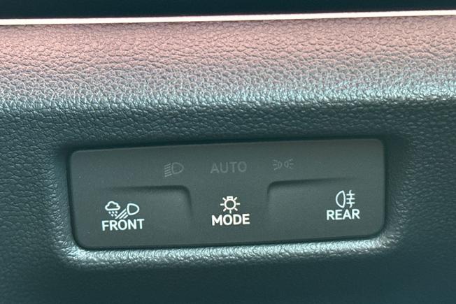 VOLKSWAGEN Tiguan Photo 24
