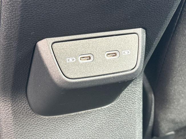 VOLKSWAGEN Polo Photo 42