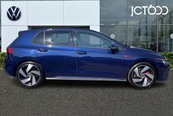 VOLKSWAGEN Golf Photo 4