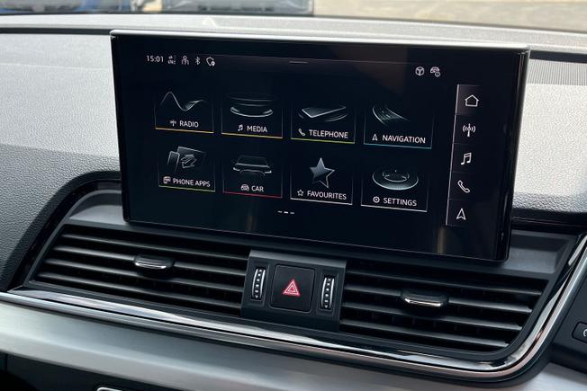 AUDI Q5 Photo 13