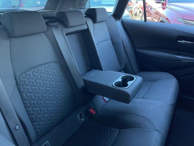 TOYOTA Corolla Photo 32