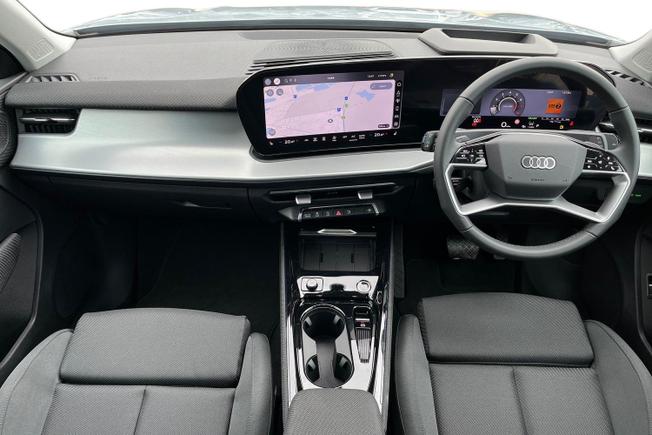 Audi  Q3 SUV Photo 10