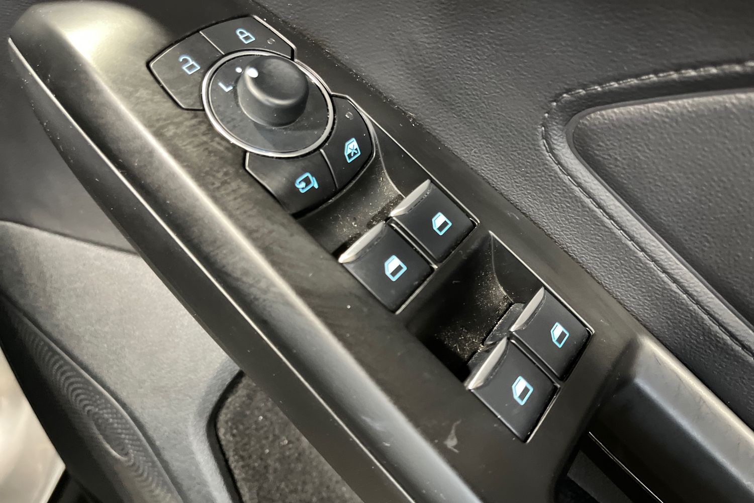 Ford FOCUS Photo 15