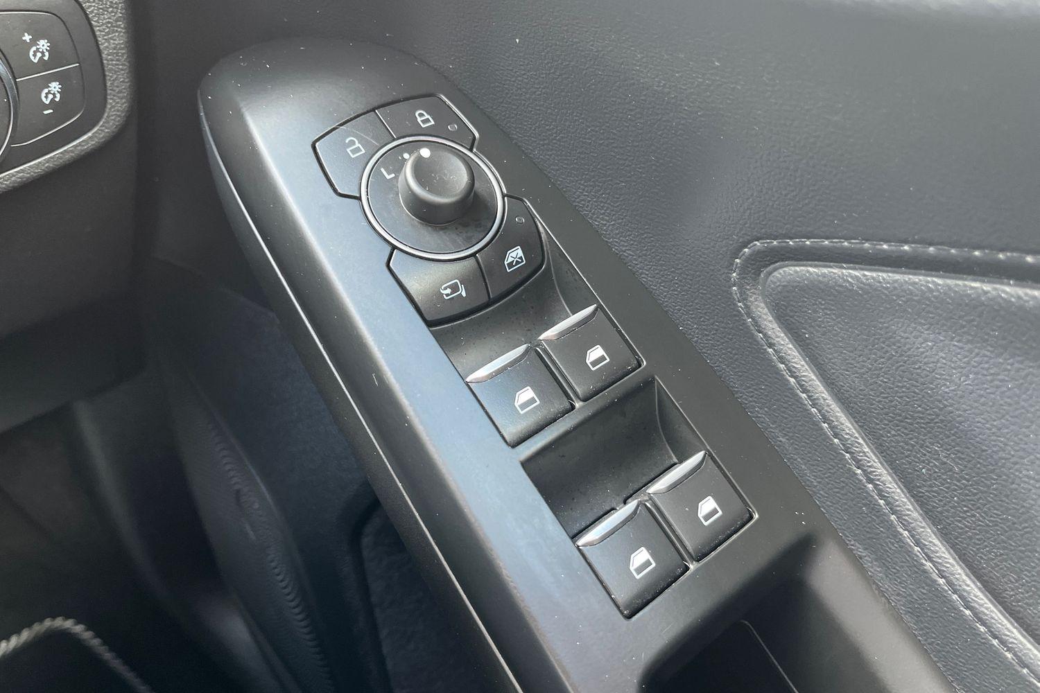 Ford FOCUS Photo 15