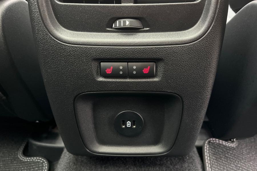 Ford KUGA Photo autoimg-362f87cef5920e69a52e1df6cb48d06872628b75.jpg