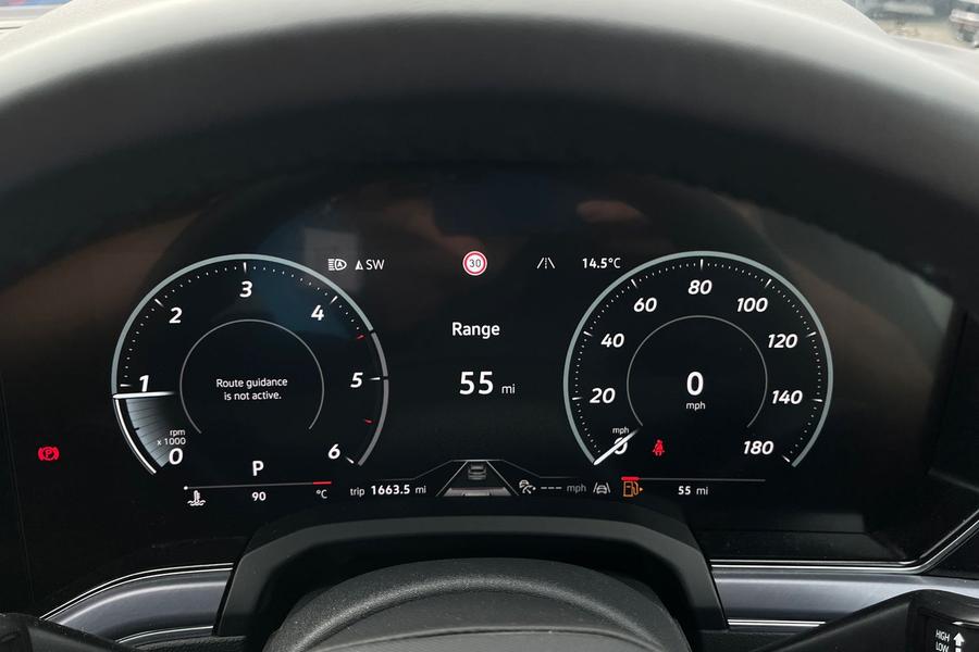Volkswagen TOUAREG Photo autoimg-363341c1ab673456dfb093b9aaca3138b689684c.jpg