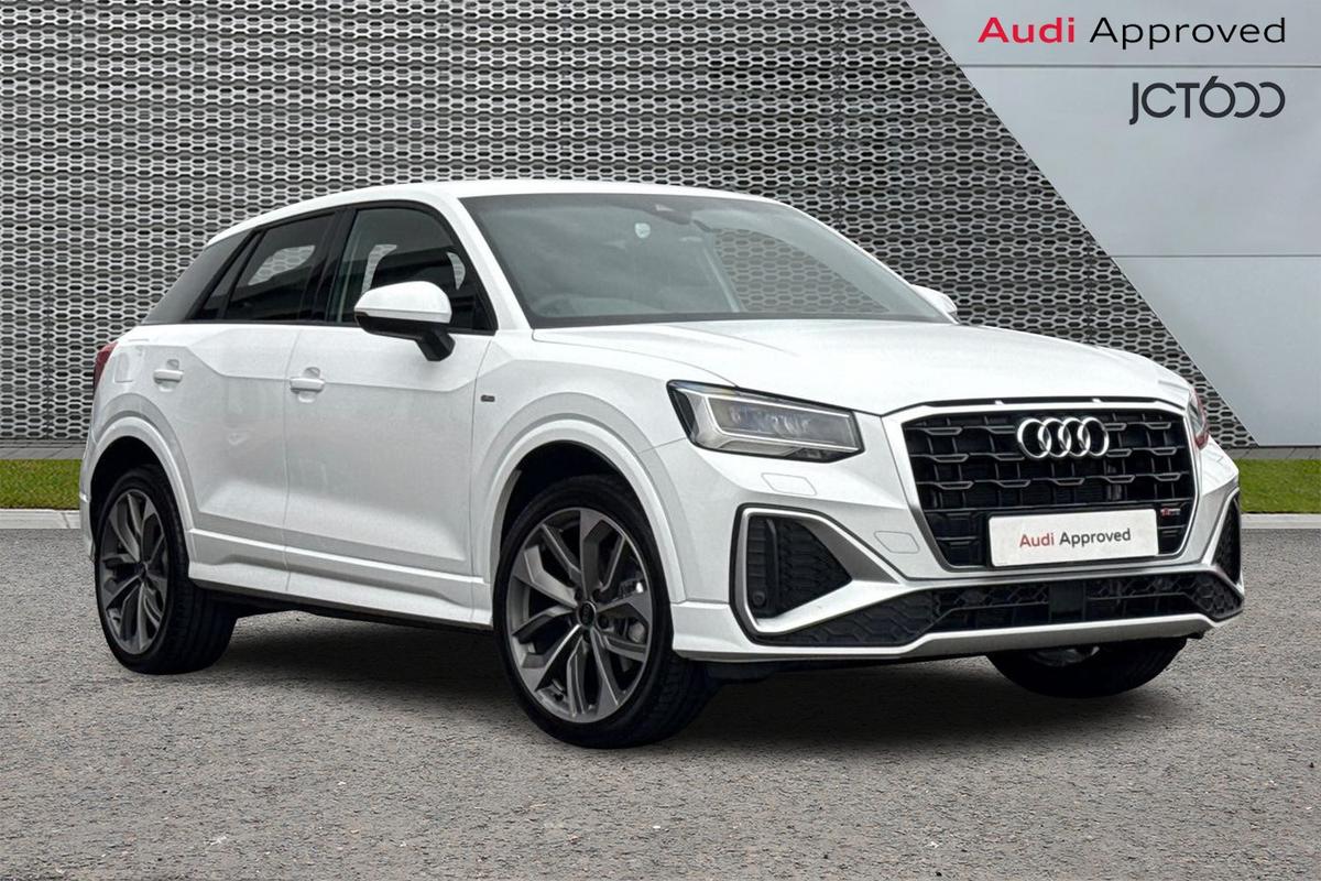 Audi Q2 listing photo