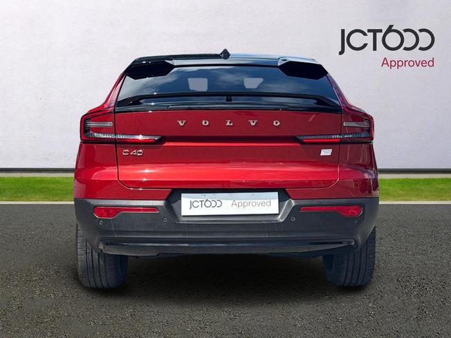 VOLVO C40 Photo 7