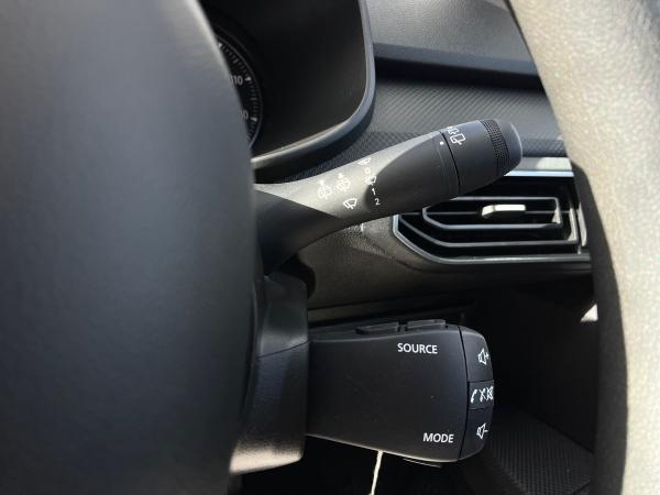 Dacia Sandero Photo autoimg-363d01c0bdab19f97143ba9ea15136bb75fdad26.jpg