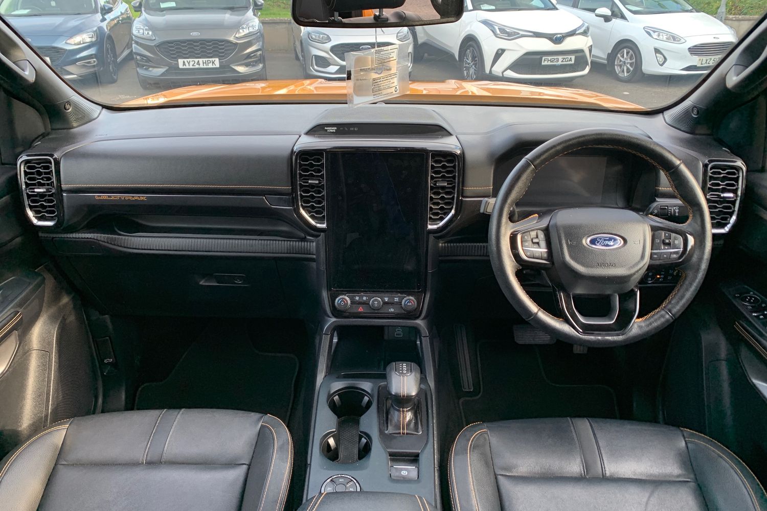 2023 Ford Ranger Wildtrak 2.0 Ecoblue Auto 4WD in Cyber Orange with 28K - vehicle photo 11 for sale on PureCar