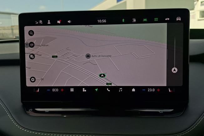 ŠKODA Enyaq Photo 14