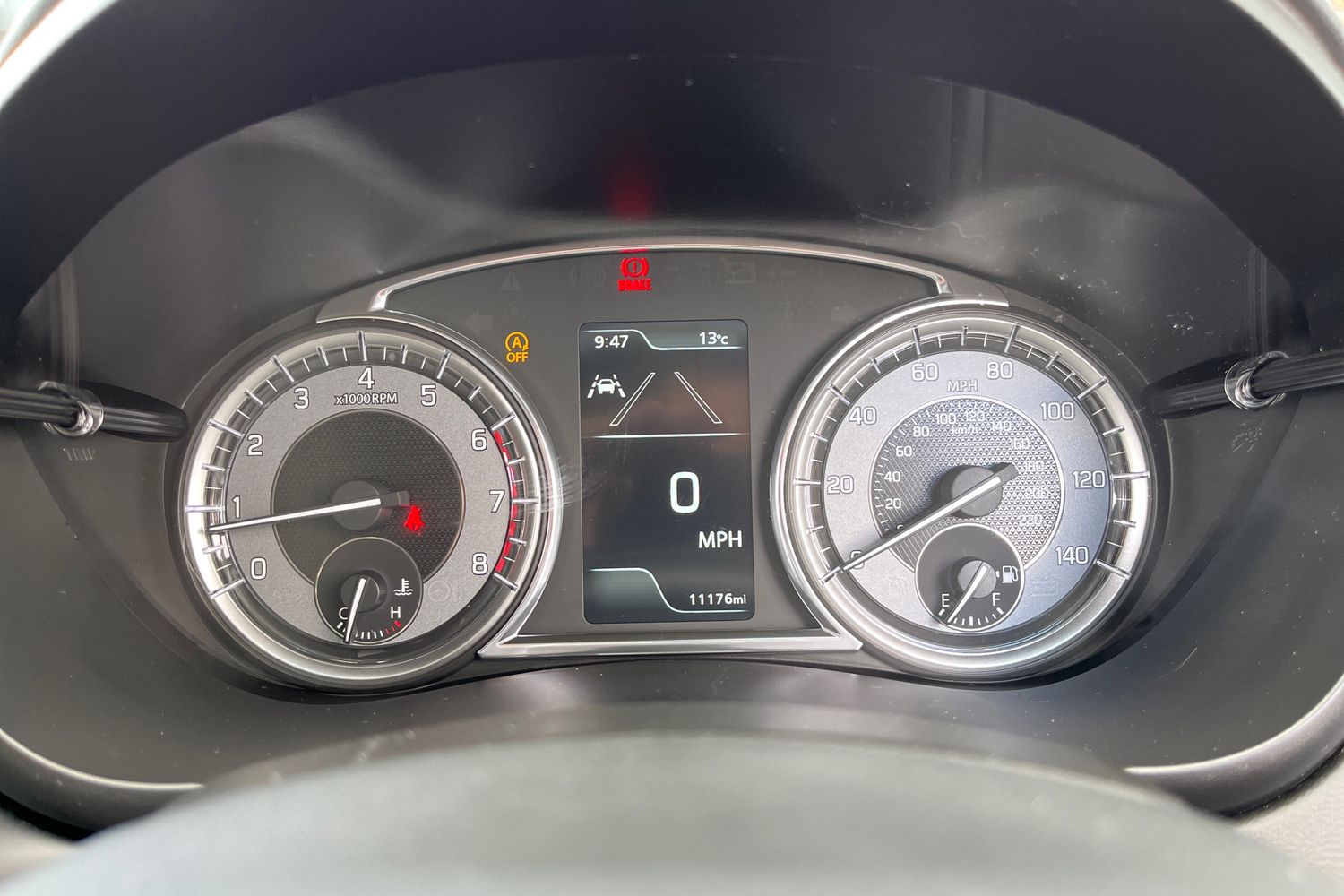 Suzuki S-CROSS Photo 12