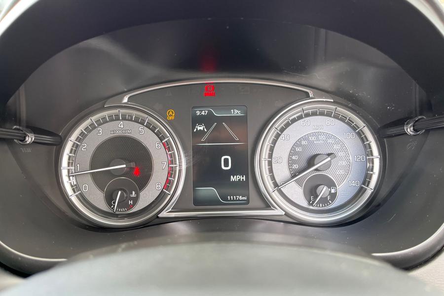 Suzuki S-CROSS Photo autoimg-363fda80c05c9ce442dbd8b76732ef90f03370e2.jpg