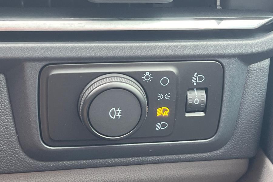 Ford TRANSIT CUSTOM Photo autoimg-36460158801994b3174802c9b26229ff2ce99e32.jpg