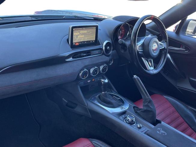 ABARTH 124 Spider Photo 2