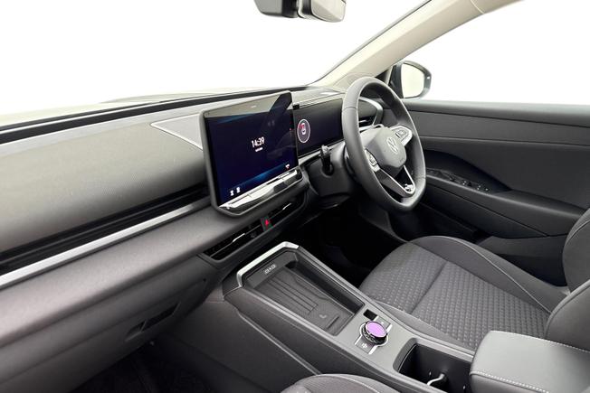 VOLKSWAGEN T-Roc Photo 2