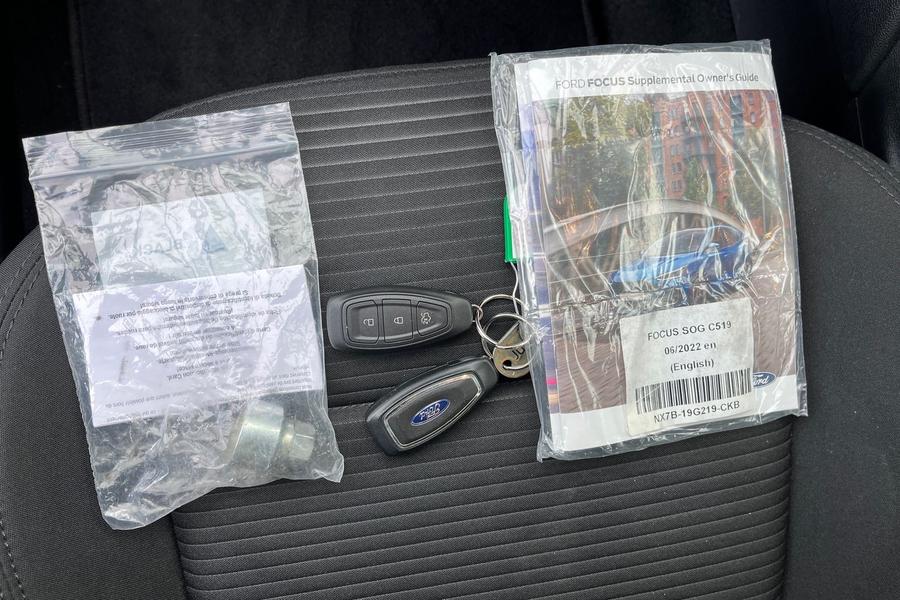 Ford FOCUS Photo autoimg-36499aad42f2c8ef91970b1c631f180128098113.jpg