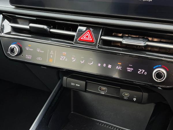 Kia Niro Photo autoimg-364f142cceef5d739c80a70c212ecc87cb8107bf.jpg