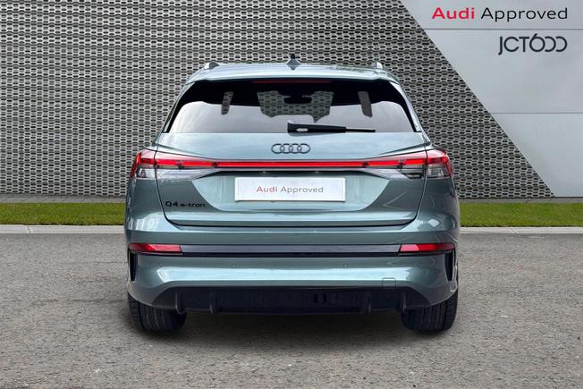 Audi Q4 E-Tron Photo 7